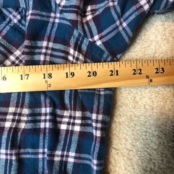 L.L. Bean Long Sleeve Plaid Flannel Size Large - Picture 6 of 8